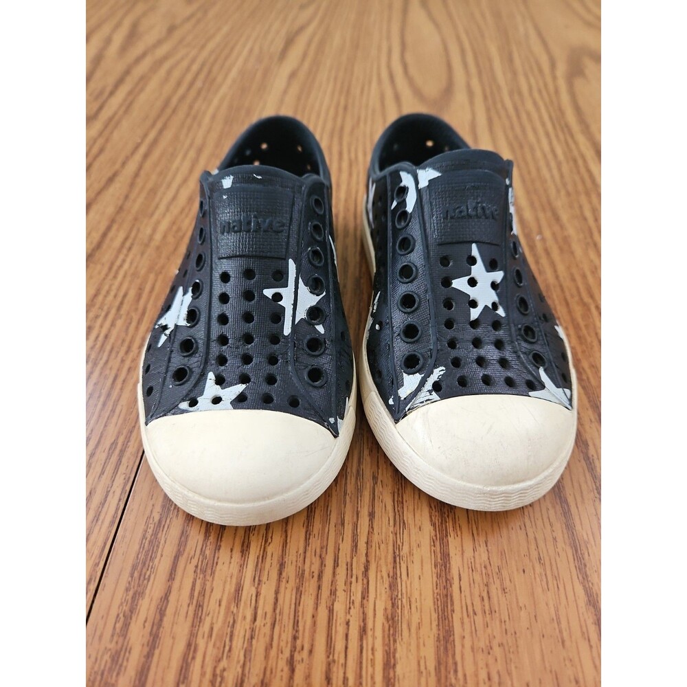 Native Jefferson Kids Size C8 Black White Splatter Slip On Water Shoes EVA